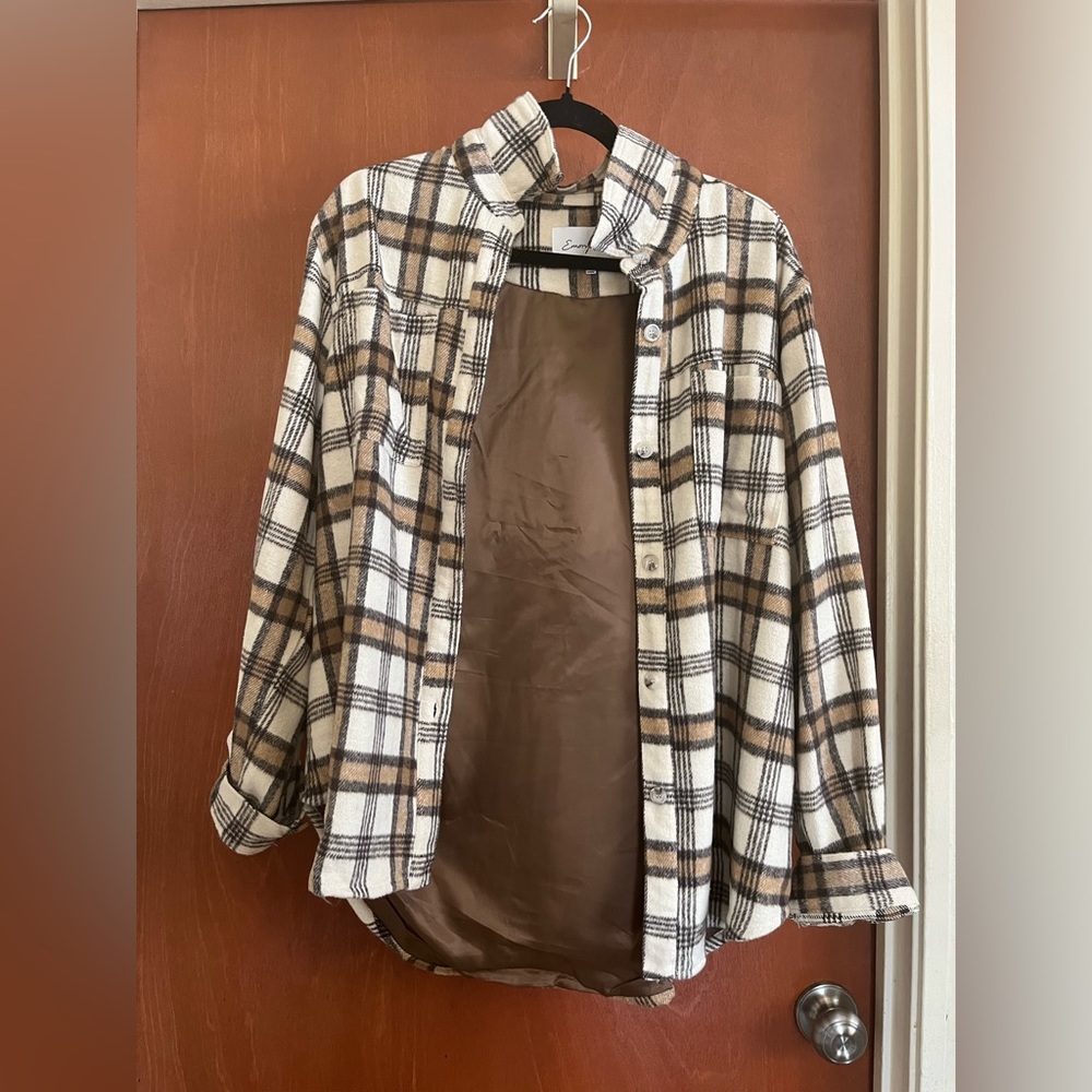 Miss Lola Flannel